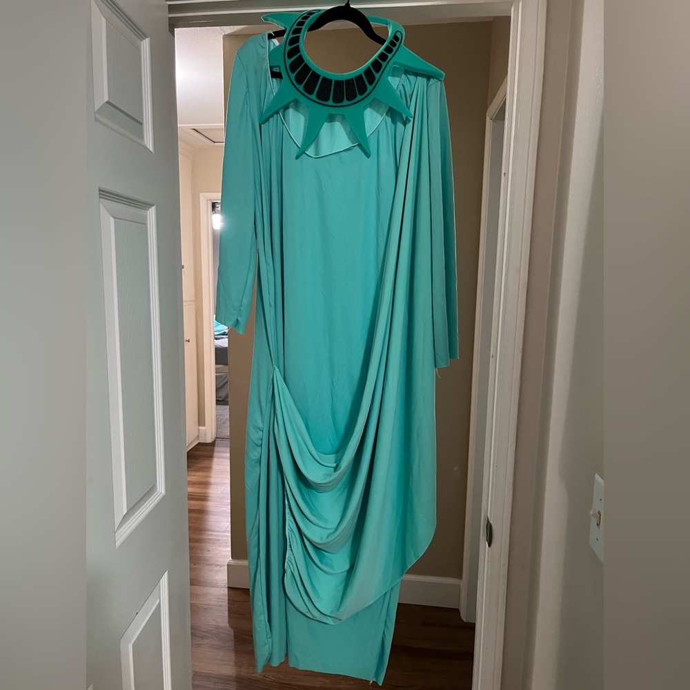 Statue of Liberty costume